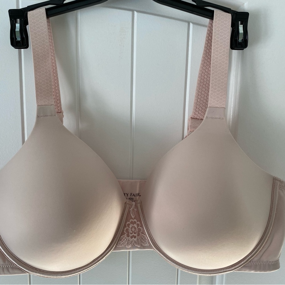 Vanity Fair 42D underwire bra